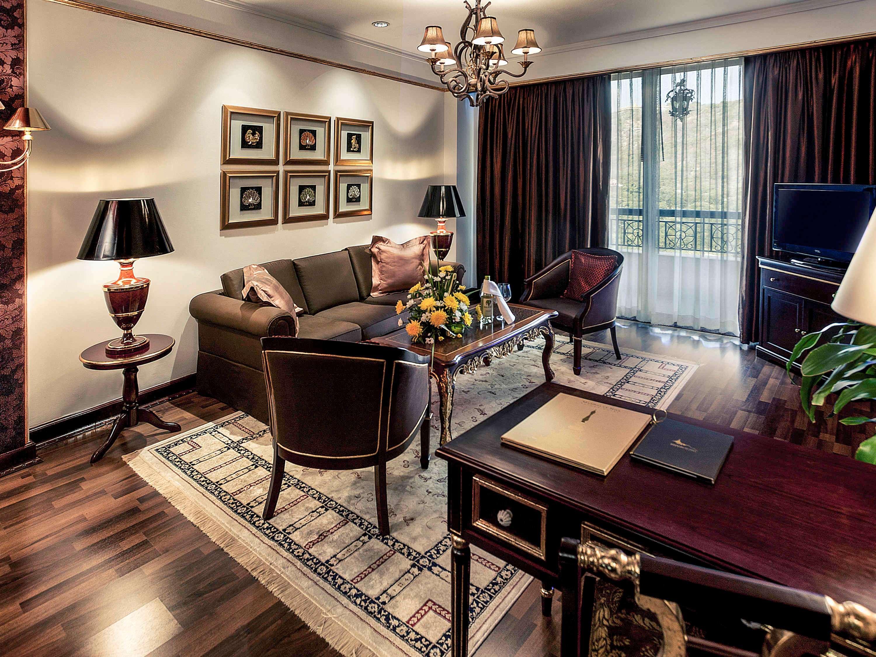 Mercure Mandalay Hill Resort Экстерьер фото