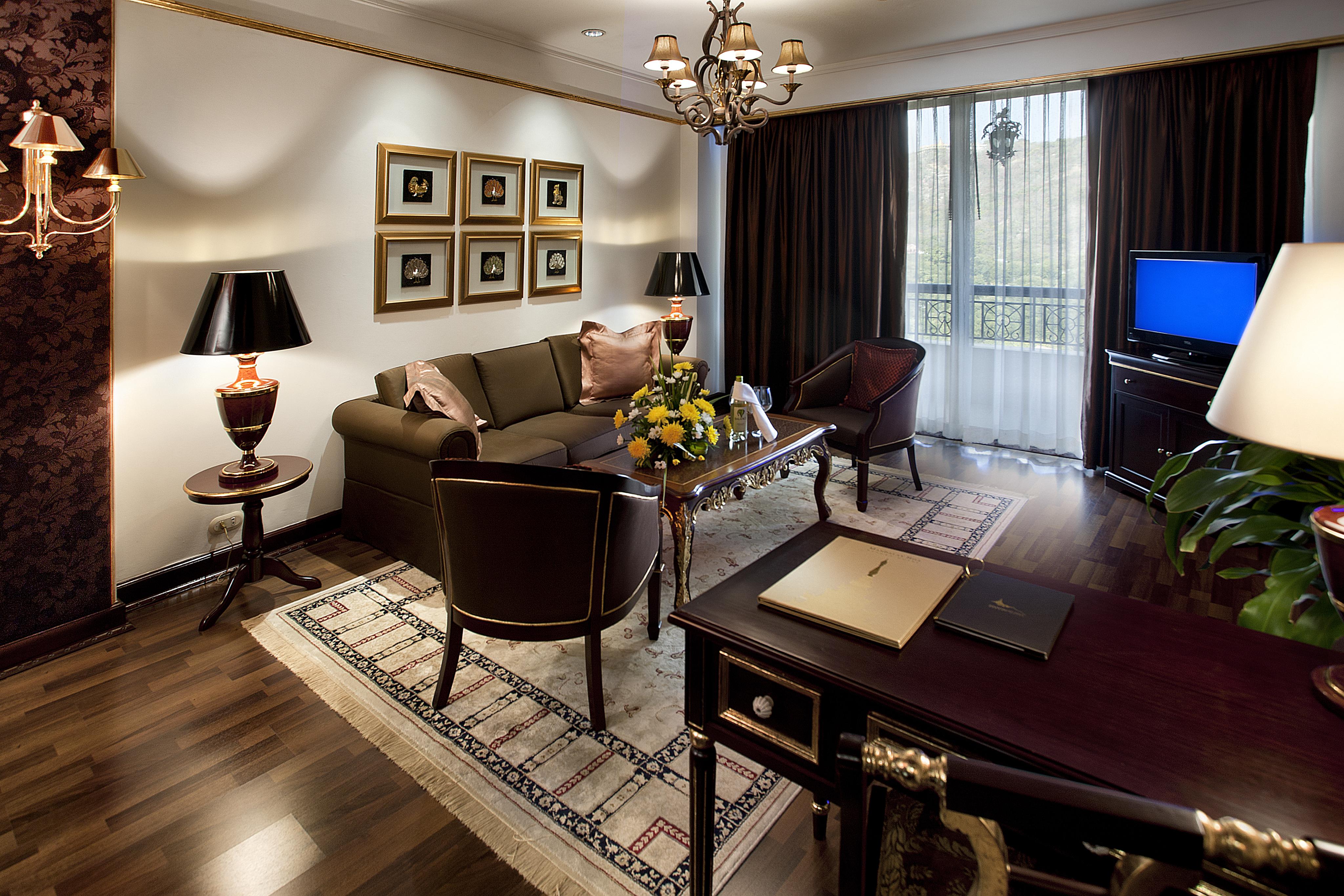 Mercure Mandalay Hill Resort Экстерьер фото