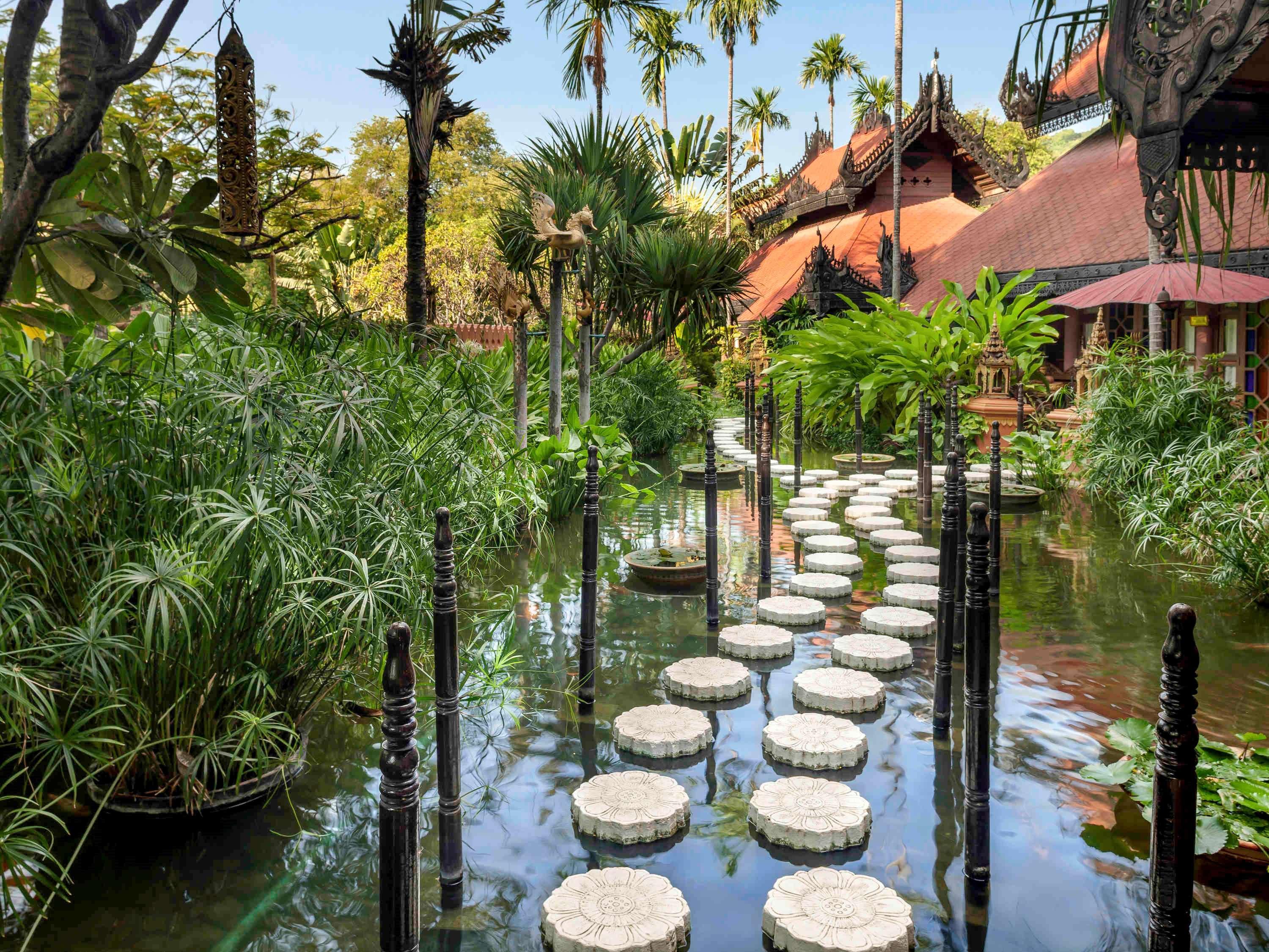 Mercure Mandalay Hill Resort Экстерьер фото