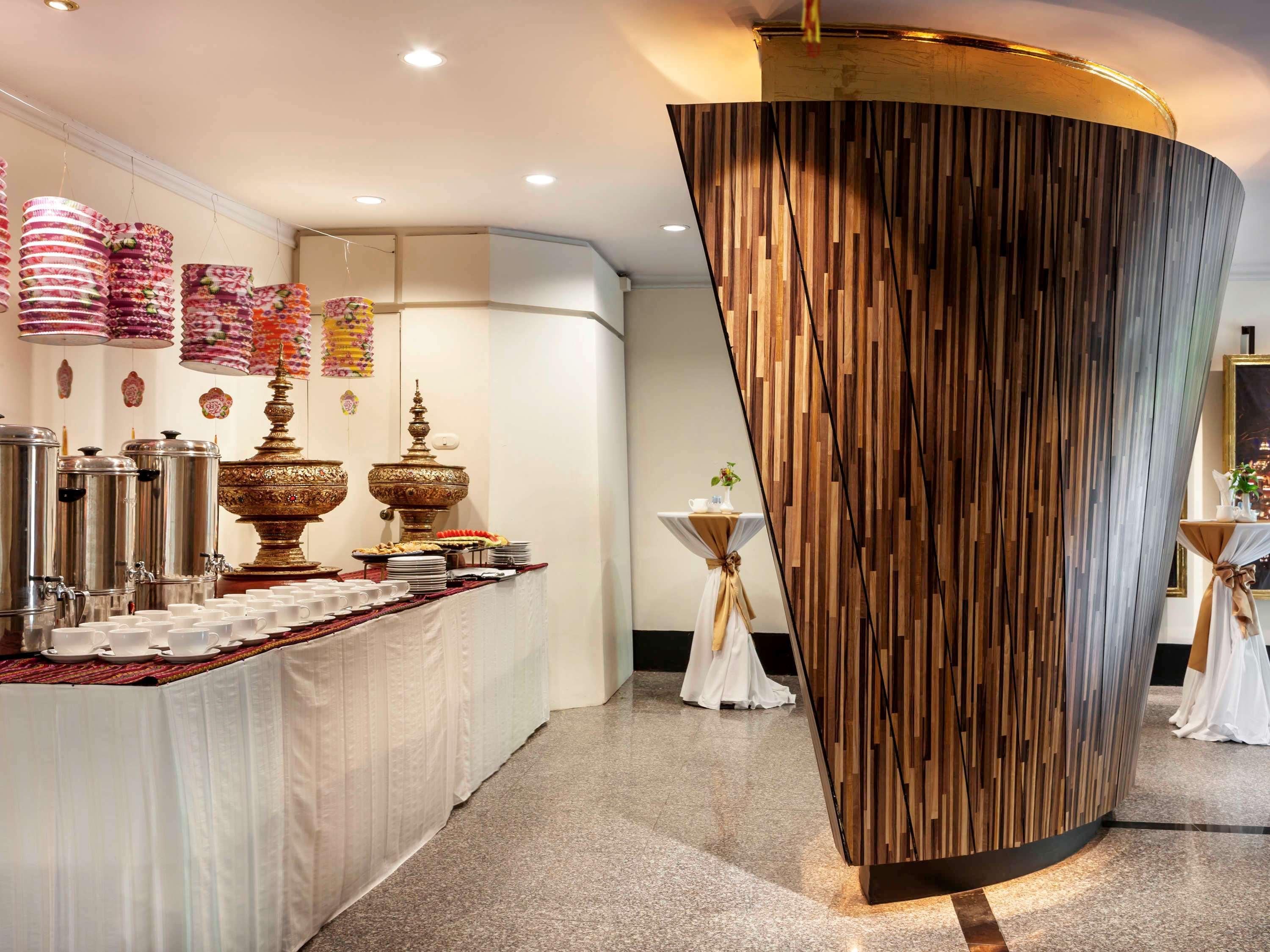 Mercure Mandalay Hill Resort Экстерьер фото