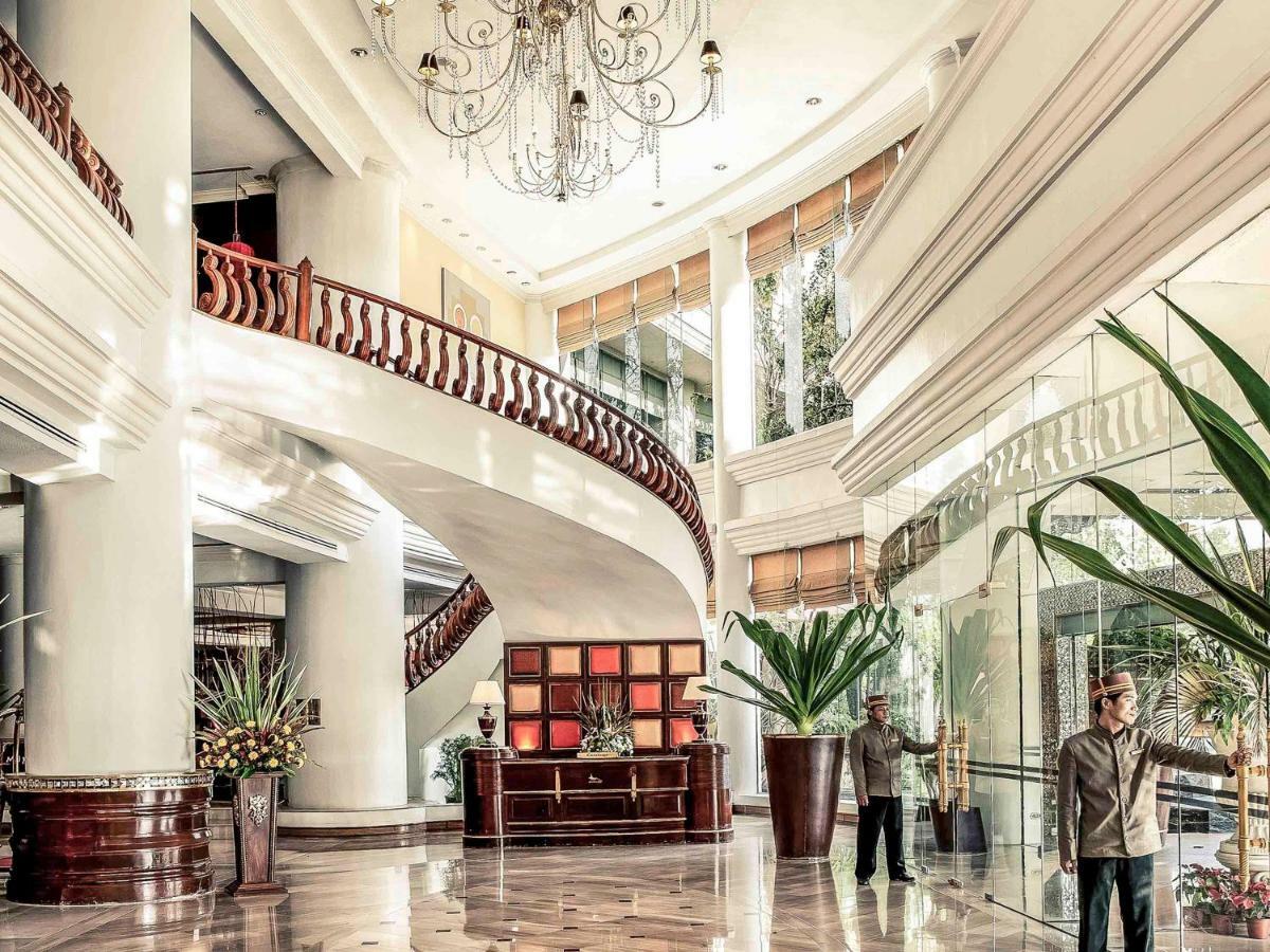 Mercure Mandalay Hill Resort Экстерьер фото